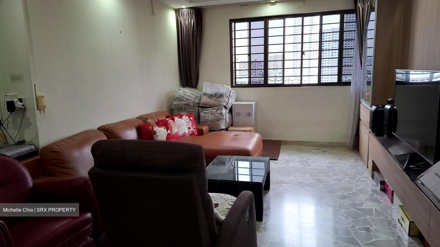 Blk 215 Lorong 8 Toa Payoh (Toa Payoh), HDB 5 Rooms #483894011